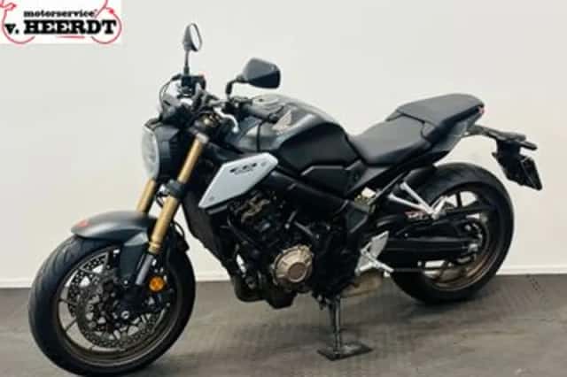 Honda CB650R (2022) thumbnail 2