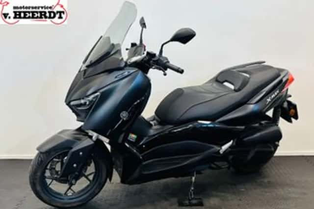 Yamaha X-MAX 125 (2019) thumbnail 2