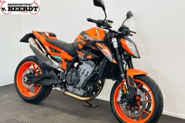 KTM 890 Duke (2024) thumbnail 6
