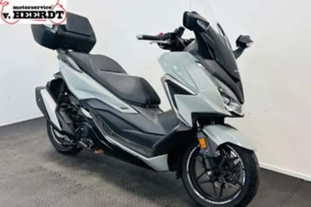 Honda Forza 350 (2022) thumbnail 6
