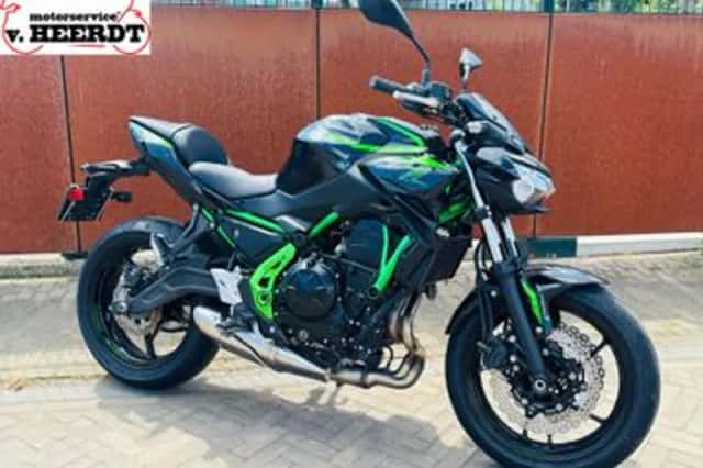 Kawasaki Z650 (2025) thumbnail 1