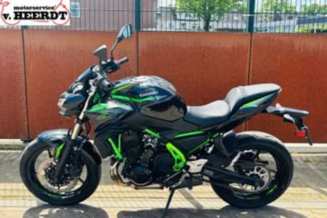 Kawasaki Z650 (2025) thumbnail 4