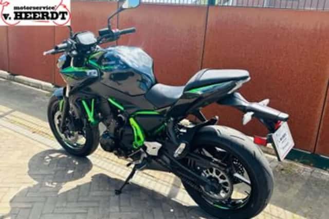 Kawasaki Z650 (2025) thumbnail 6