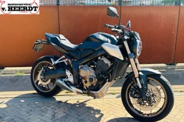 Honda CB650R (2021) thumbnail 1