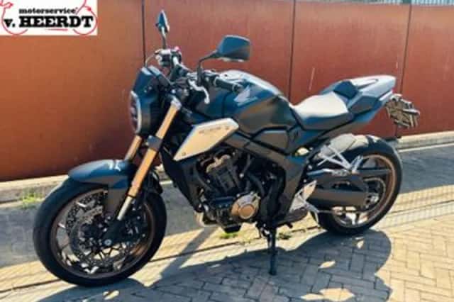 Honda CB650R (2021) thumbnail 5