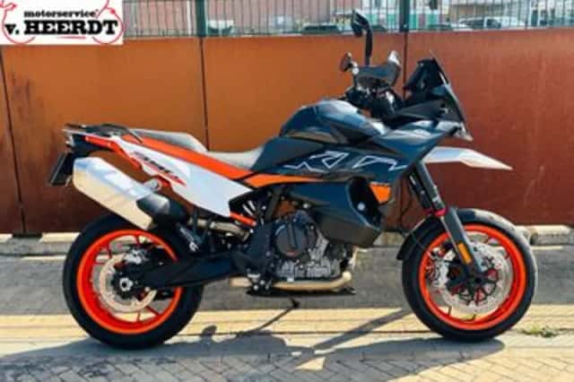KTM 890 SMT (2023) thumbnail 3