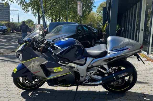 Suzuki Hayabusa (2006) thumbnail 5