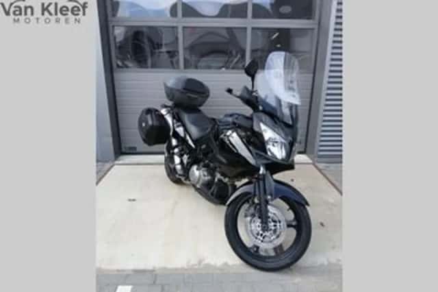 Suzuki V-Strom (2006) thumbnail 1
