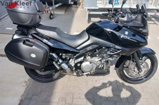 Suzuki V-Strom (2006) thumbnail 2
