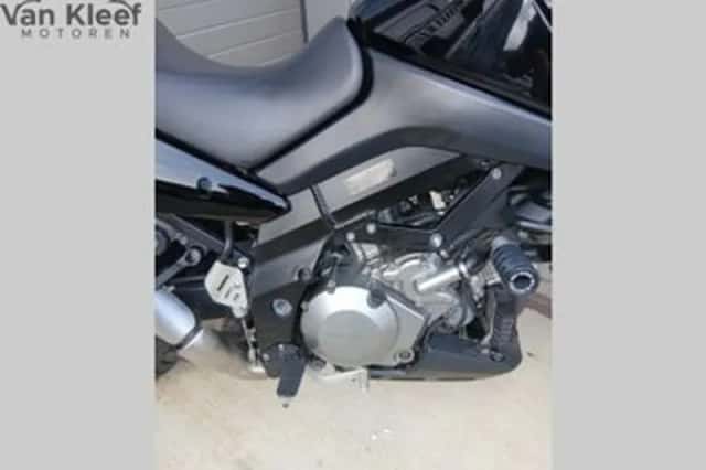Suzuki V-Strom (2006) thumbnail 3