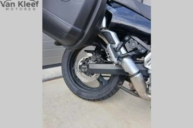 Suzuki V-Strom (2006) thumbnail 6