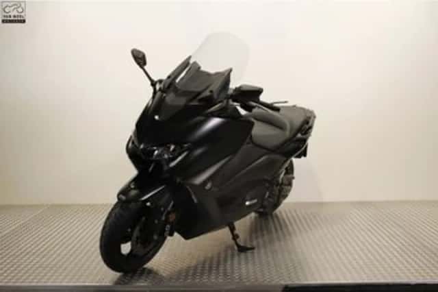 Yamaha T MAX (2020) thumbnail 3