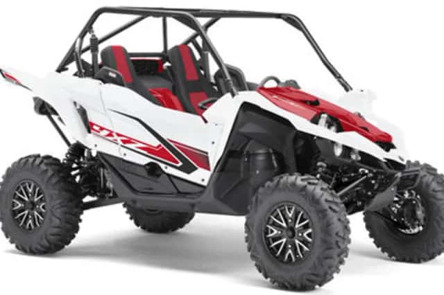 Yamaha YXZ1000R SPORT SHIFT (2026) thumbnail 2