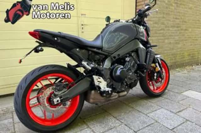 Yamaha MT-09 (2021) thumbnail 3