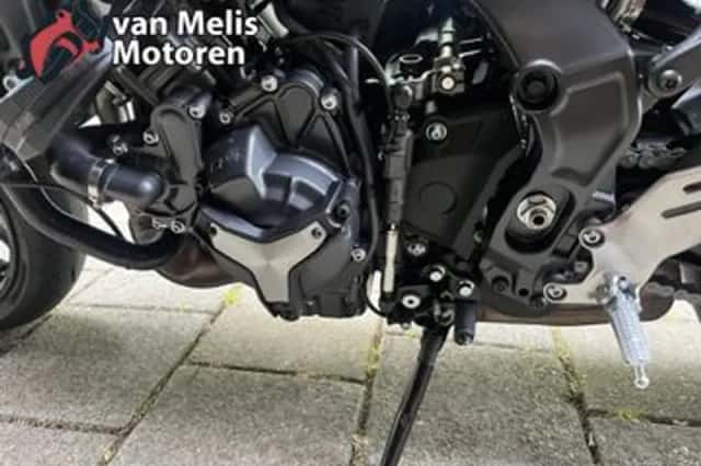 Yamaha MT-09 (2023) thumbnail 6