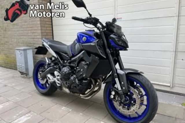 Yamaha MT-09 (2017) thumbnail 2