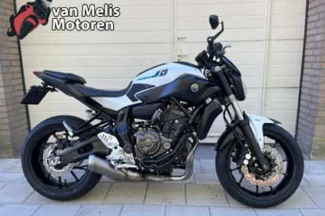 Yamaha MT-07 (2017) thumbnail 2