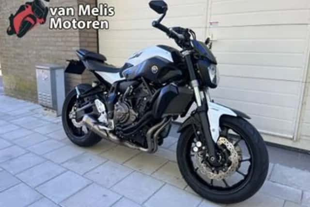 Yamaha MT-07 (2017) thumbnail 3