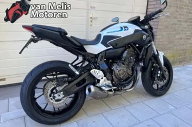 Yamaha MT-07 (2017) thumbnail 4