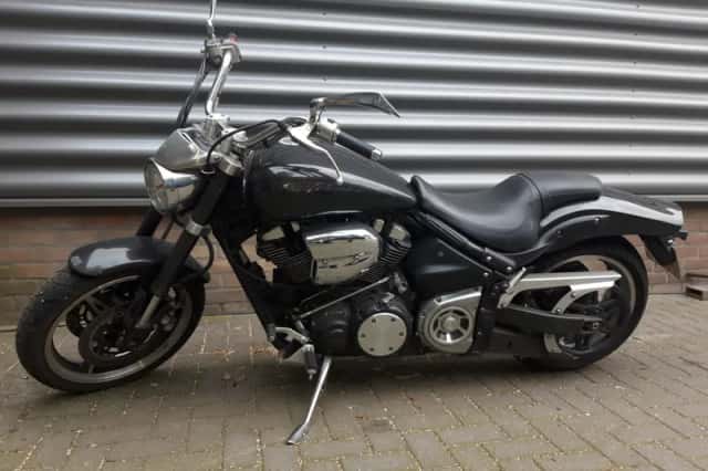 Yamaha Road Star (2002) thumbnail 1