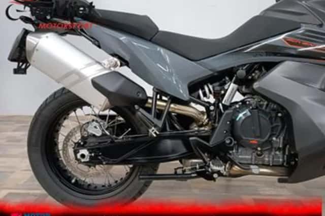 KTM 890 Adventure (2021) thumbnail 4