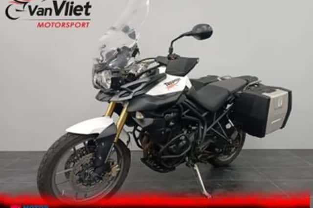Triumph Tiger 800 (2014) thumbnail 2