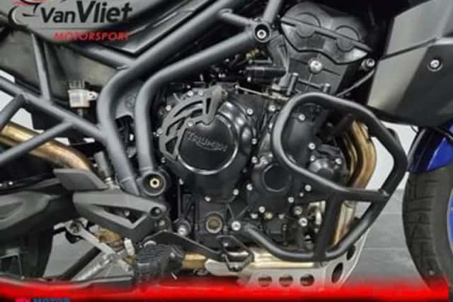 Triumph Tiger 800 (2012) thumbnail 6
