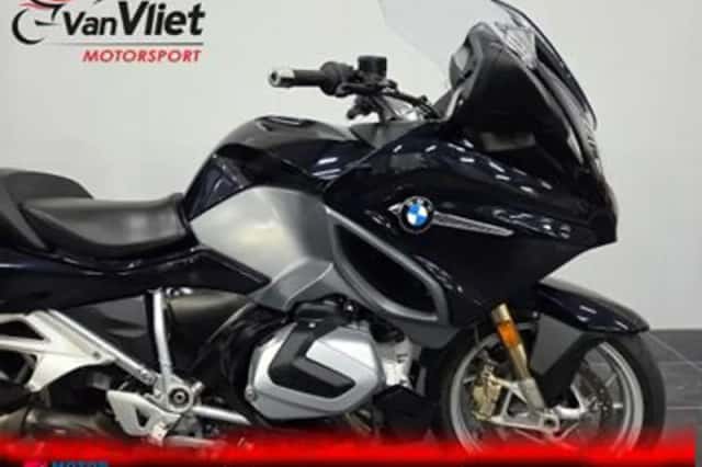 BMW R1250 RT (2018) thumbnail 3