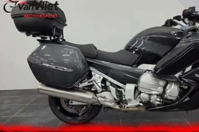 Yamaha FJR1300 (2017) thumbnail 4