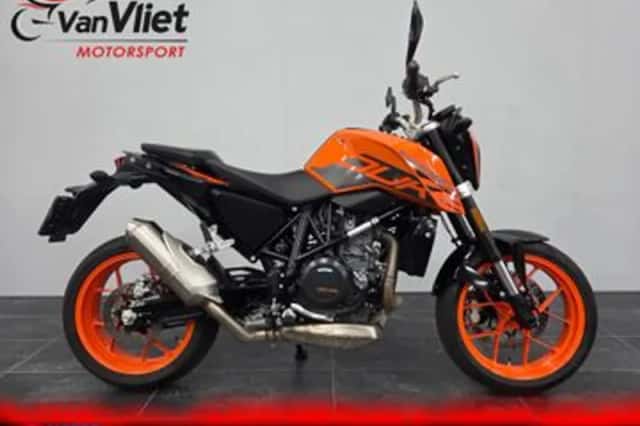 KTM 690 Duke (2019) thumbnail 5