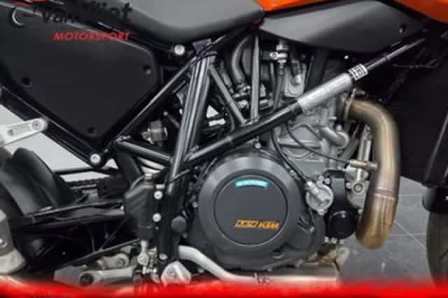 KTM 690 Duke (2019) thumbnail 6