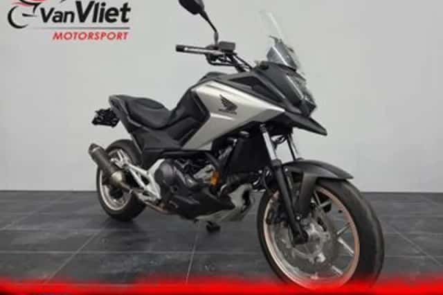 Honda NC750X (2018) thumbnail 1