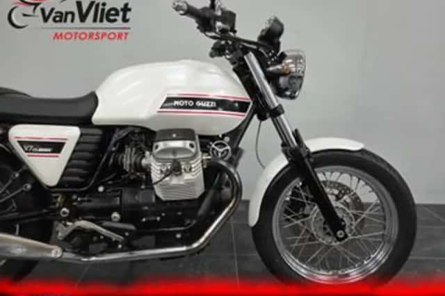 Moto Guzzi V7 (2011) thumbnail 3