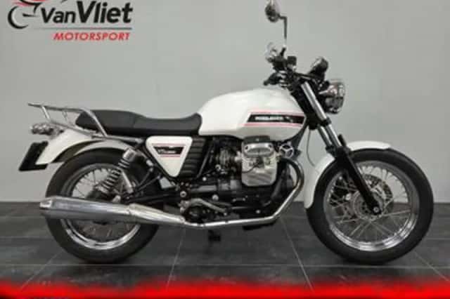 Moto Guzzi V7 (2011) thumbnail 5