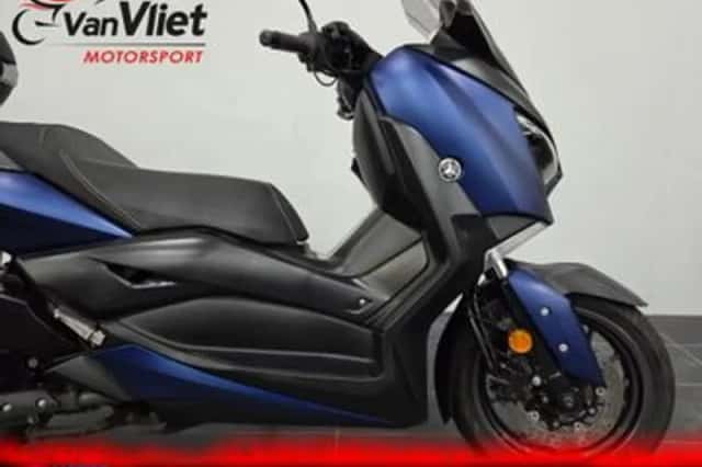Yamaha X MAX 400 (2019) thumbnail 3