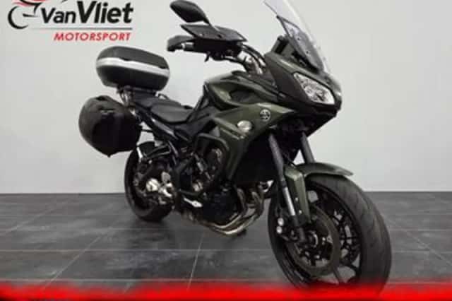 Yamaha Tracer 900 (2017) thumbnail 1
