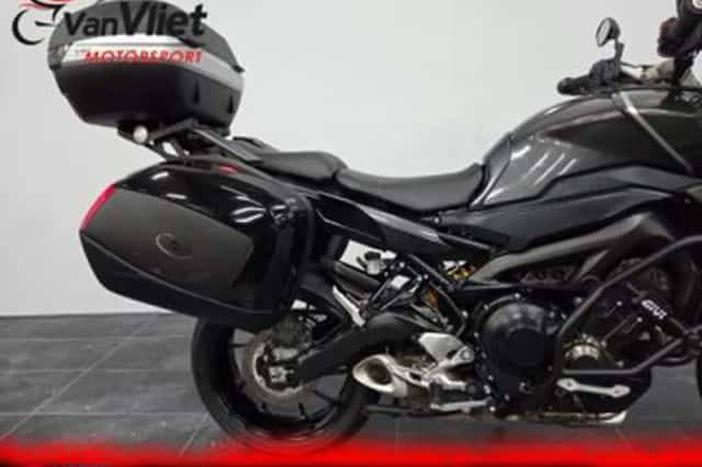 Yamaha Tracer 900 (2017) thumbnail 4