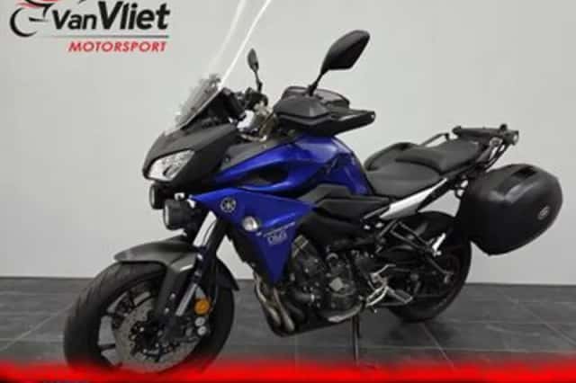 Yamaha Tracer 900 (2017) thumbnail 2