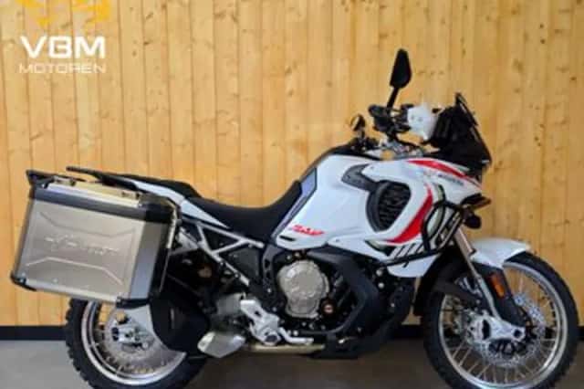 MV Agusta LXP Orioli (2025) thumbnail 1