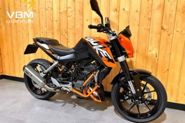 KTM 125 Duke (2014) thumbnail 2