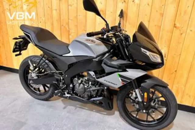 Aprilia Tuono 125 (2023) thumbnail 2