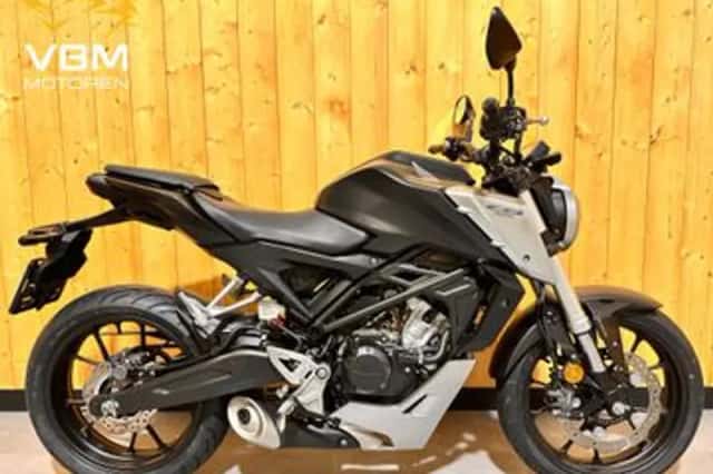 Honda CB125R (2018) thumbnail 1