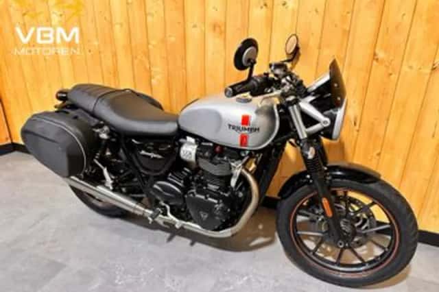 Triumph Street Twin (2016) thumbnail 2