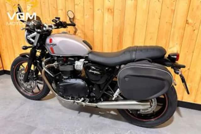 Triumph Street Twin (2016) thumbnail 5