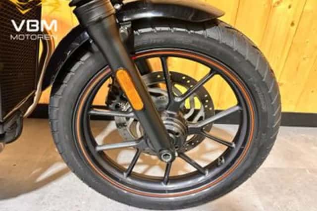Triumph Street Twin (2016) thumbnail 6