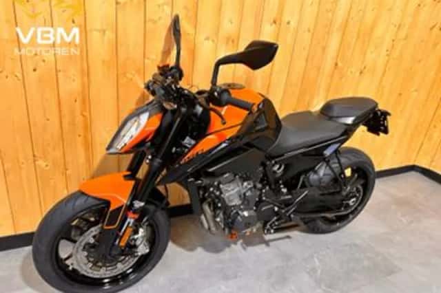 KTM 890 Duke (2022) thumbnail 5