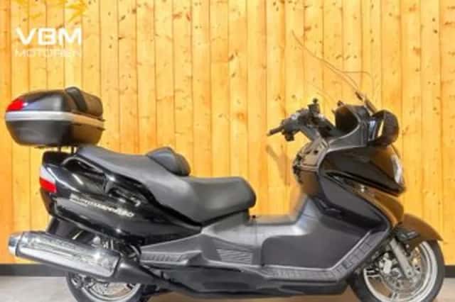 Suzuki AN 650 Burgman (2008) thumbnail 1