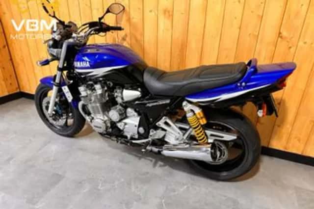Yamaha XJR 1300 (2002) thumbnail 6