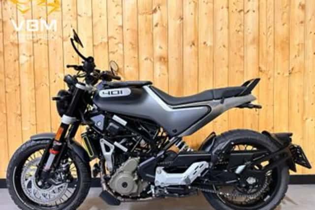 Husqvarna Svartpilen 401 (2023) thumbnail 4