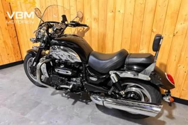 Triumph Rocket III ROADSTER (2012) thumbnail 6
